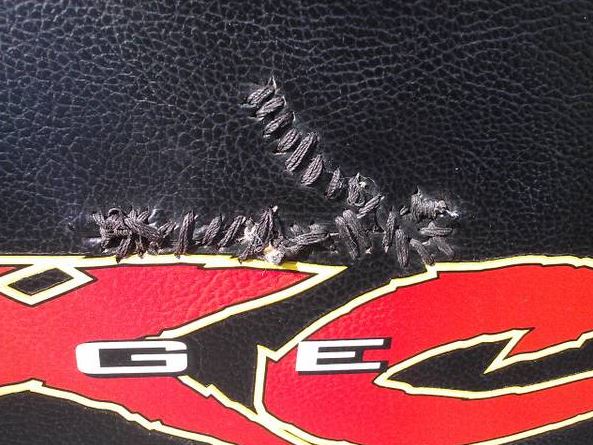 2002 polaris 550 fan cooled edge snowmobile - $1,000 thumbnail 3