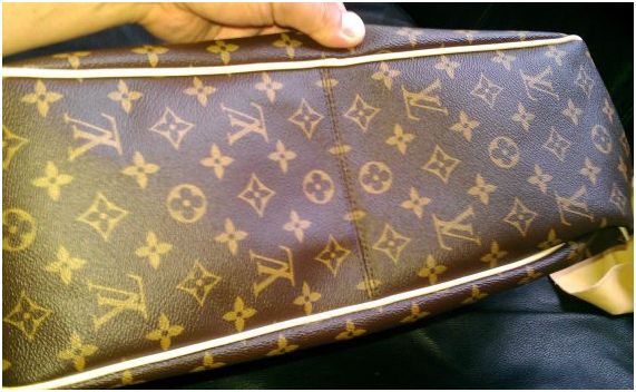louis vuitton delightful monogram mm new condition! - $900 thumbnail 2