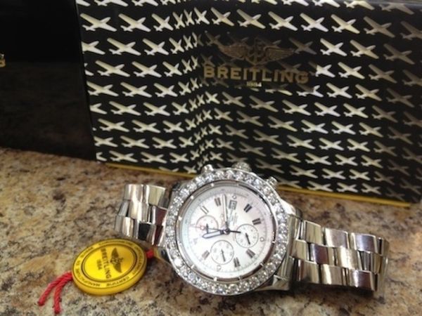 breitling super avenger 8ct diamond watch - $8,600 thumbnail 3