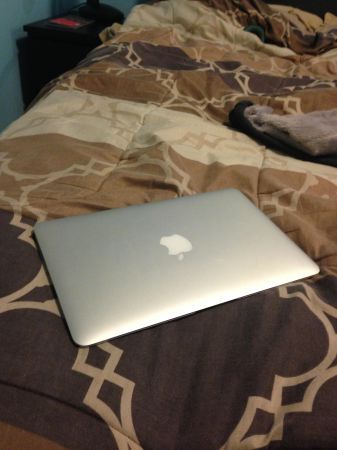 brand new macbook air - $650 thumbnail 2