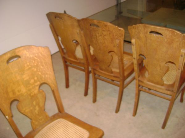 beautiful antique tiger oak chairs set of four - $165 thumbnail 2