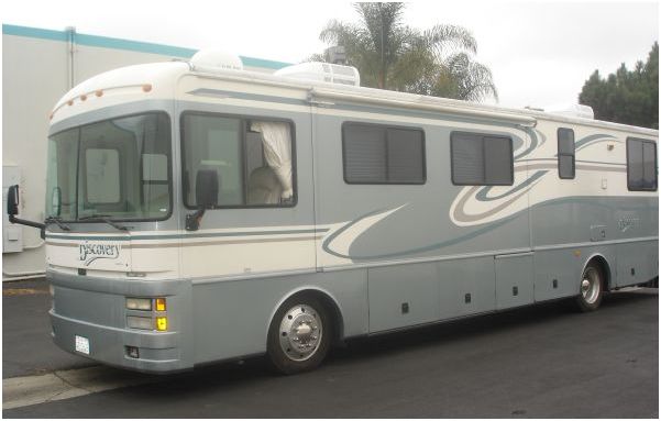 99 fleetwood 37 v discovery - $44,500 thumbnail 2