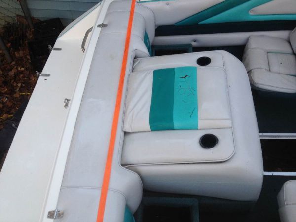 1992 thompson calee 18ft ski boat - $2,200 thumbnail 2