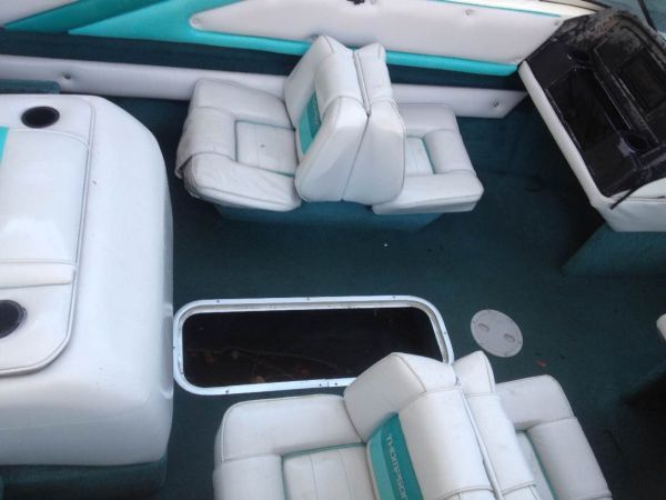 1992 thompson calee 18ft ski boat - $2,200 thumbnail 3