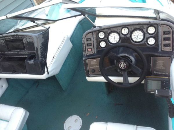 1992 thompson calee 18ft ski boat - $2,200 thumbnail 4