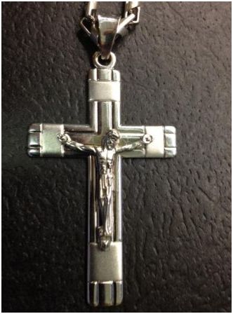 14kt white gold cross and chain - $2,600 thumbnail 2