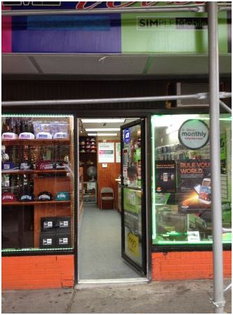 two business 1 store wireless phone & hat - $55,000 thumbnail 2