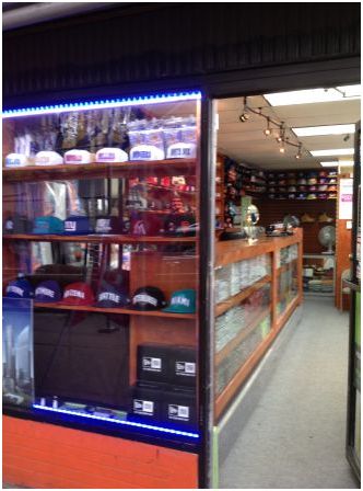 two business 1 store wireless phone & hat - $55,000 thumbnail 3