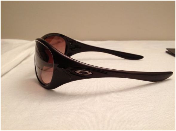 oakley sunglasses new - $140 thumbnail 3