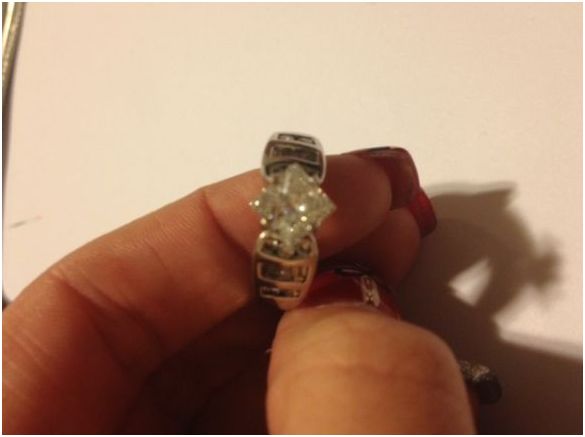 1.3 ct princess cut diamond ring - $9,000 thumbnail 2