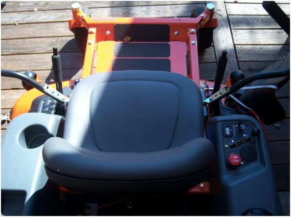 54" zero turn mower - $2,999 thumbnail 3