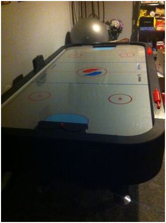 air hockey table - $200 thumbnail 2