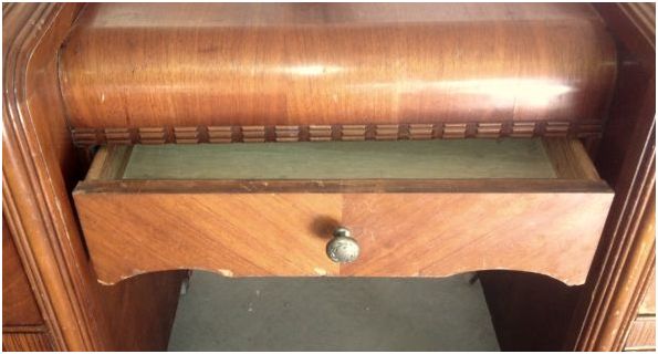 vanity 1950 - deco - $225 thumbnail 2