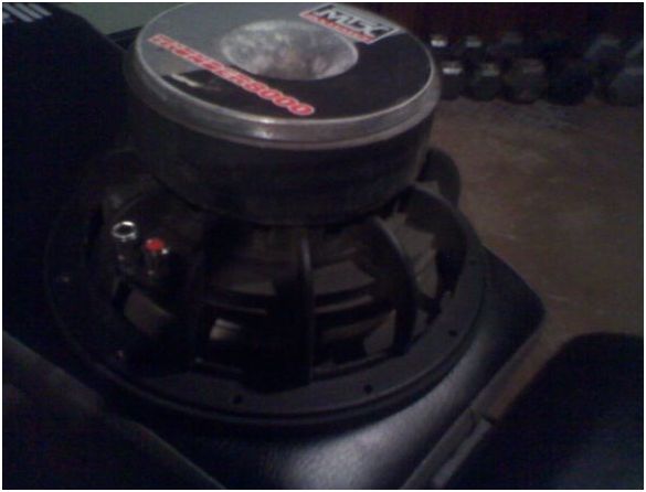 10" mtx thunder 8000 - $50 thumbnail 3