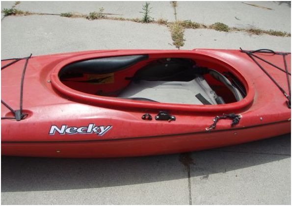 kayak 15' necky tikani, free delivery! - $300 thumbnail 2