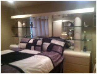 bedroom "cream color" furniture bed dresser mirror - $600 thumbnail 2