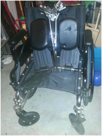 inva care 9000xt wheel chair - $50 thumbnail 2