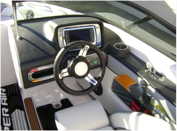 2013 super air nautique 230 team edition loaded w/ options - $75,000 thumbnail 3