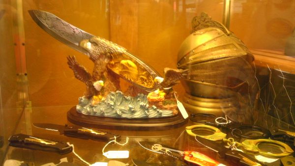 knives, swords, katanas - $10,300 thumbnail 4