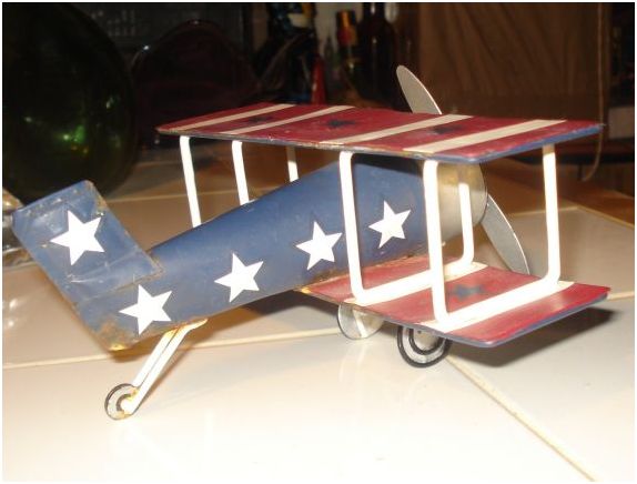 world war 1 kitty hawk tin plane - $400 thumbnail 2