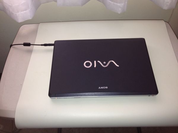 sony vaio vgn-fw510f 17" gaming laptop - $340 thumbnail 3