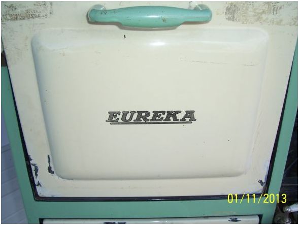eureka antique gas porcelain cook stove - $350 thumbnail 4