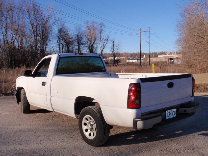 2007 chevrolet silverado 1500 st mpg:14/19 - $6,790 thumbnail 3