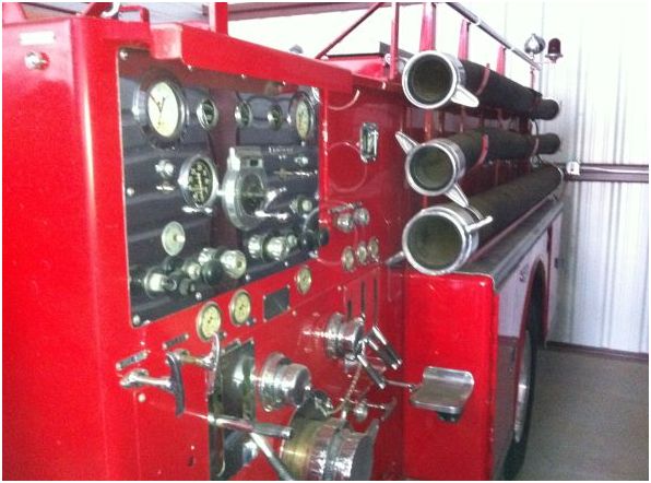 fire truck 1962 seagrave - $16,500 thumbnail 2