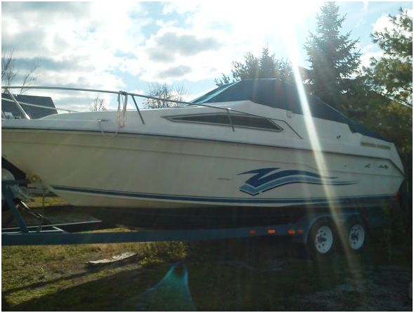 1990 sea ray 25 ft. with a trailer - $9,000 thumbnail 2