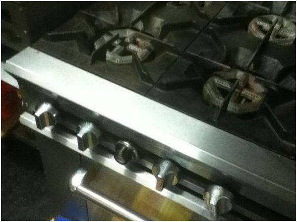 kitchen stove - $1,000 thumbnail 2