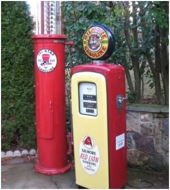 restored 1950's wayne model 80 gilmore themed gas pump - $1,995 thumbnail 2