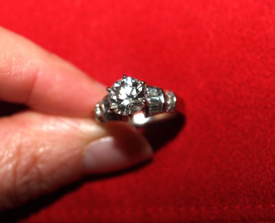 spectacular 2.6 ct diamond ring - $11,000 thumbnail 2