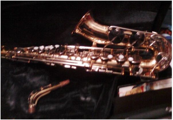 vito saxophone - $900 thumbnail 2