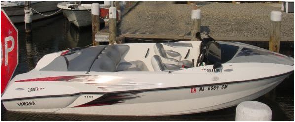 01 yamaha xr 1800 jetboat - $8,500 thumbnail 4