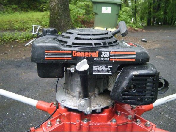 two men post hole digger - $550 thumbnail 3