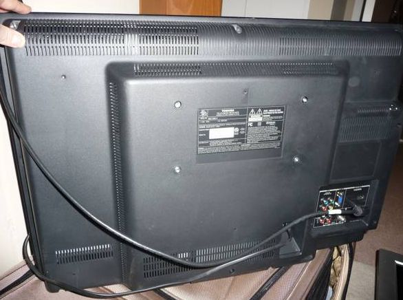 toshiba 26c100u 720p hd lcd tv - $100 thumbnail 4