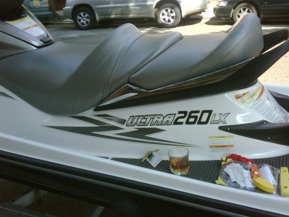 kawasaki jet ski - $8,800 thumbnail 2