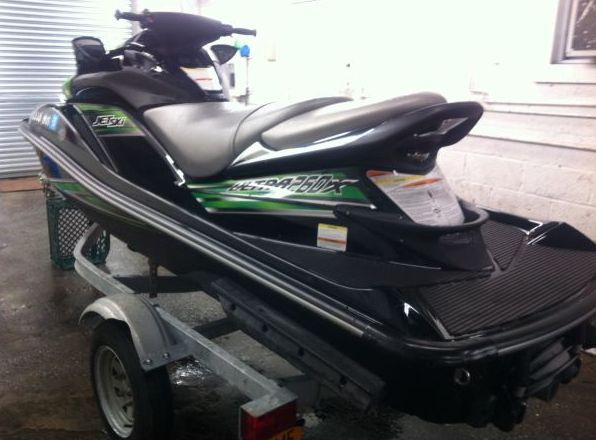 2010 kawasaki ultra 260x jet ski - $8,500 thumbnail 4