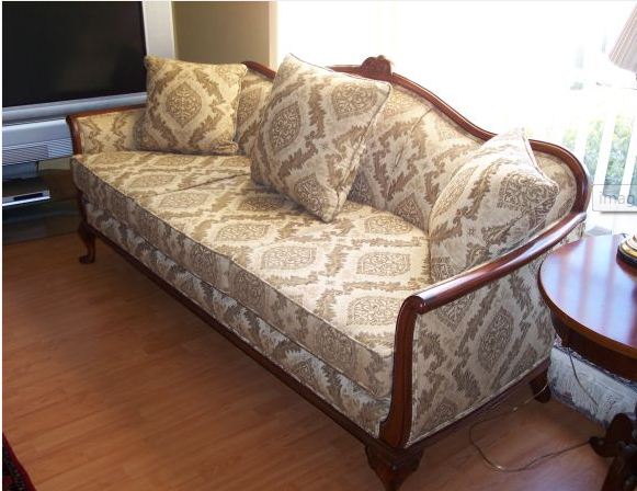 sofa and 2 arm chairs, victorian antique - $2,500 thumbnail 3