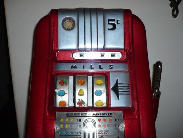 1949 mills slot machine - $2,100 thumbnail 2
