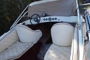 23 foot invader day cruiser *1984 - $5,000 thumbnail 3