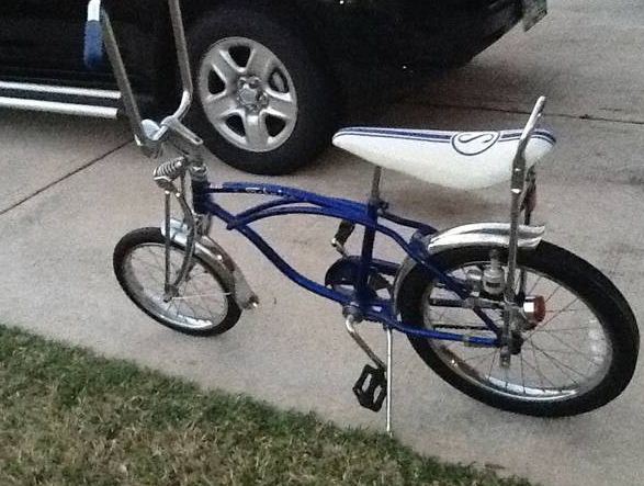 schwinn bike(sting-ray) - $300 thumbnail 4