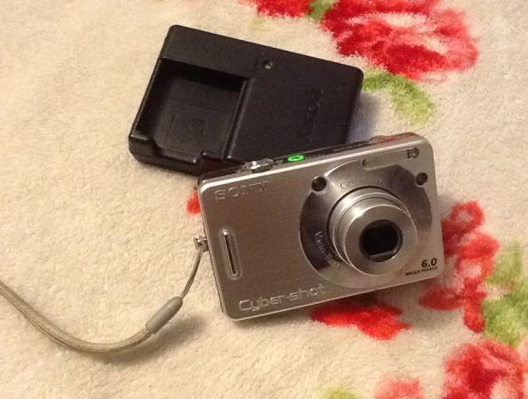 sony ciber-shot dsc-w50 - $20 thumbnail 2