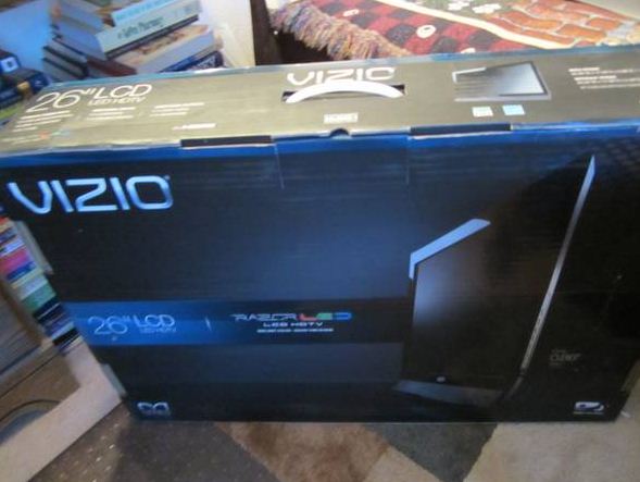 vizio 26'' razor led lcd 1080 hdtv with box - $225 thumbnail 4