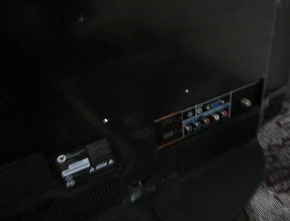 vizio 26'' razor led lcd 1080 hdtv with box - $225 thumbnail 3