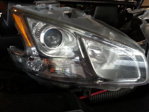 2009 maxima left and right headlights - $200 thumbnail 3
