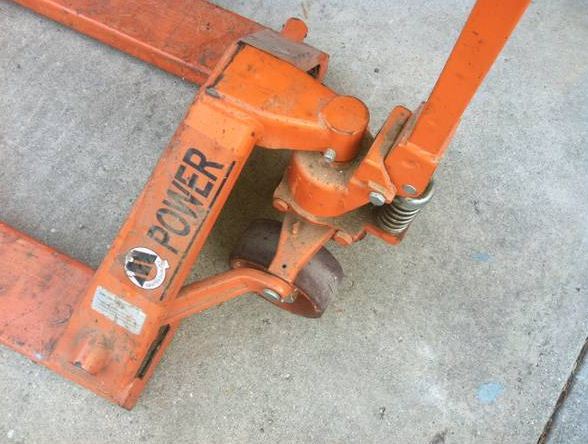 pallet jack good quality but used - $200 thumbnail 4