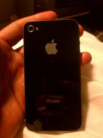 at&t 32gb iphone 4 - $300 thumbnail 3