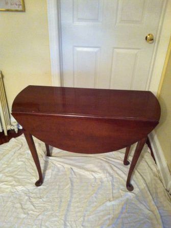 queen ann style end table - $280 thumbnail 2