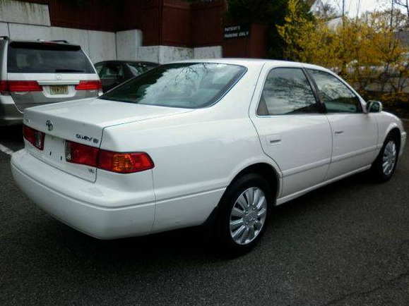 2001 toyota camry le v6 130,351 miles - $3,995 thumbnail 3